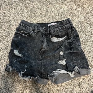 Sonoma (kohls brand) distressed jean shorts black